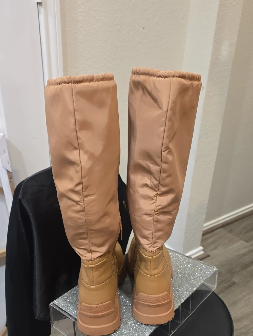 Hunter Wendy Tall Waterproof Rain Boots- Light Natural - Picture 11 of 12